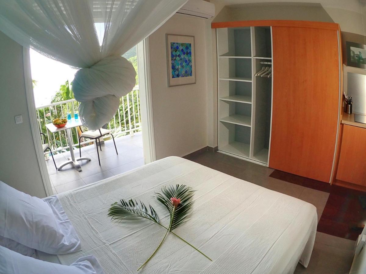 Studio Malacca, Malanga Et Majacudja - O Coeur De Deshaies Esterno foto